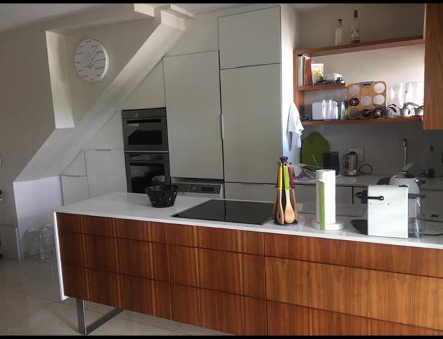 1 BEDROOM APARTMENT FOR SALE IN STRATHAVON